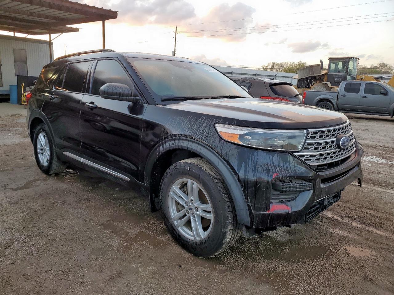 Ford Explorer Xlt Image 2