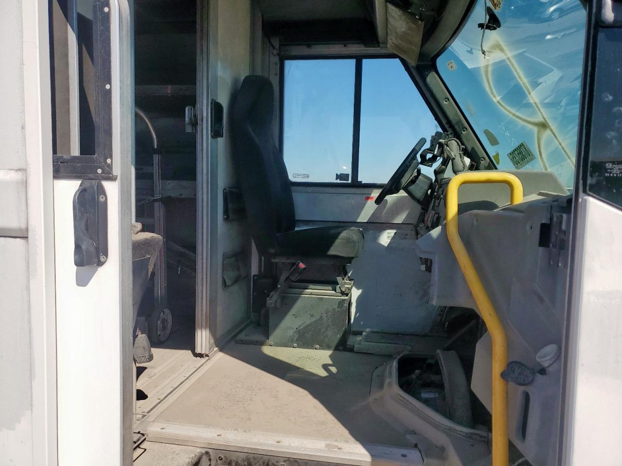 Isuzu Npr Hd Image 13