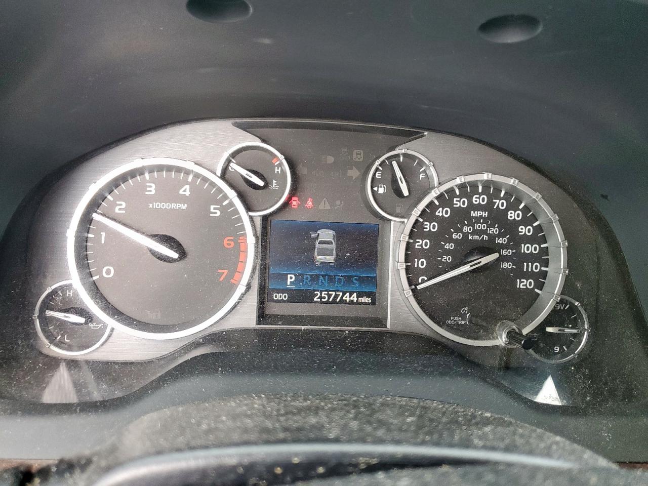 Toyota Tundra Crewmax Limited Image 12