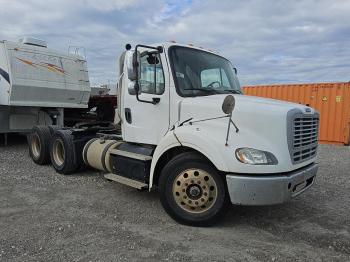  Salvage Freightliner M2 112 Med