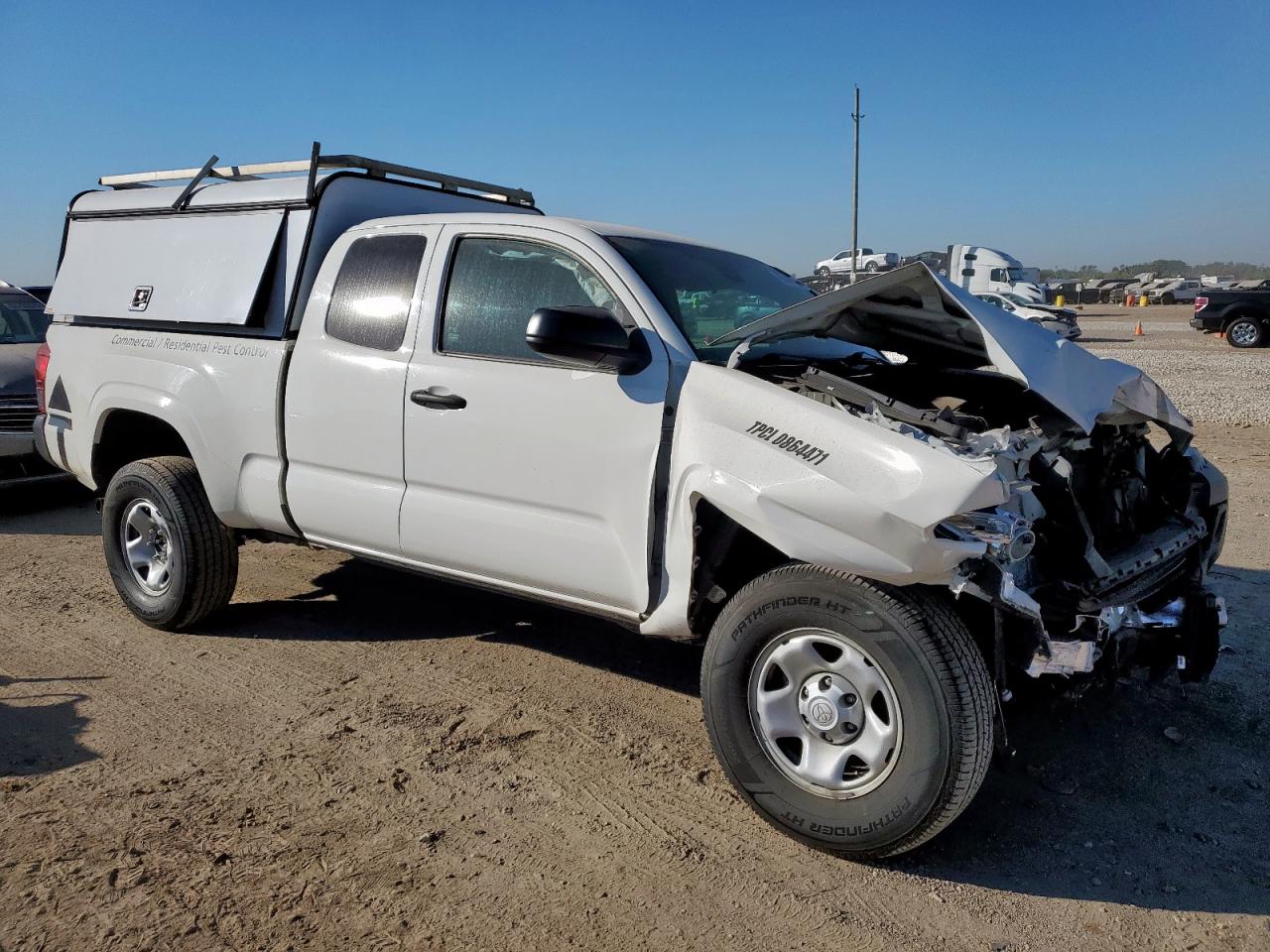 Toyota Tacoma Access Cab Image 4
