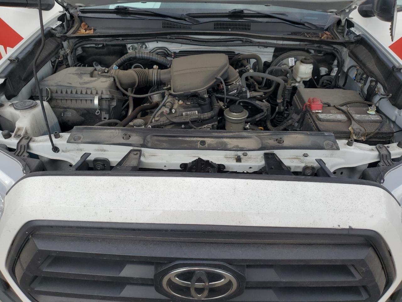 Toyota Tacoma Access Cab Image 11