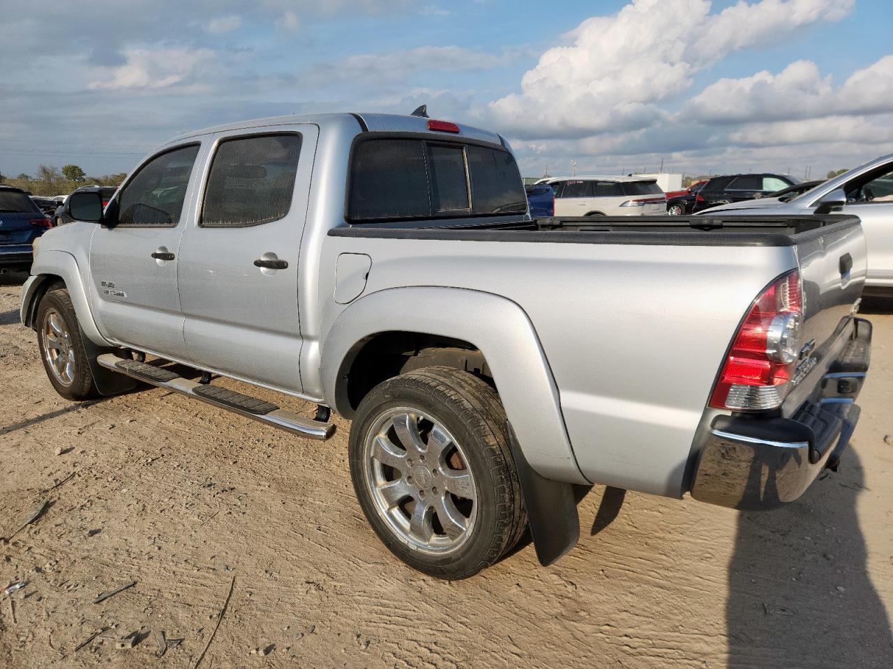 Toyota Tacoma Double Cab Prerunner Image 4