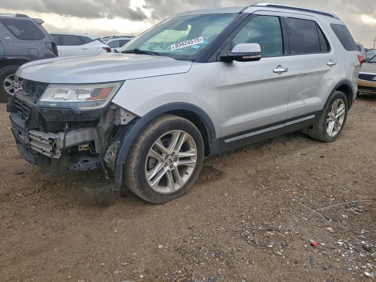 Ford Explorer Limited Image 1