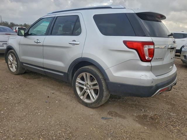 Ford Explorer Limited Image 3