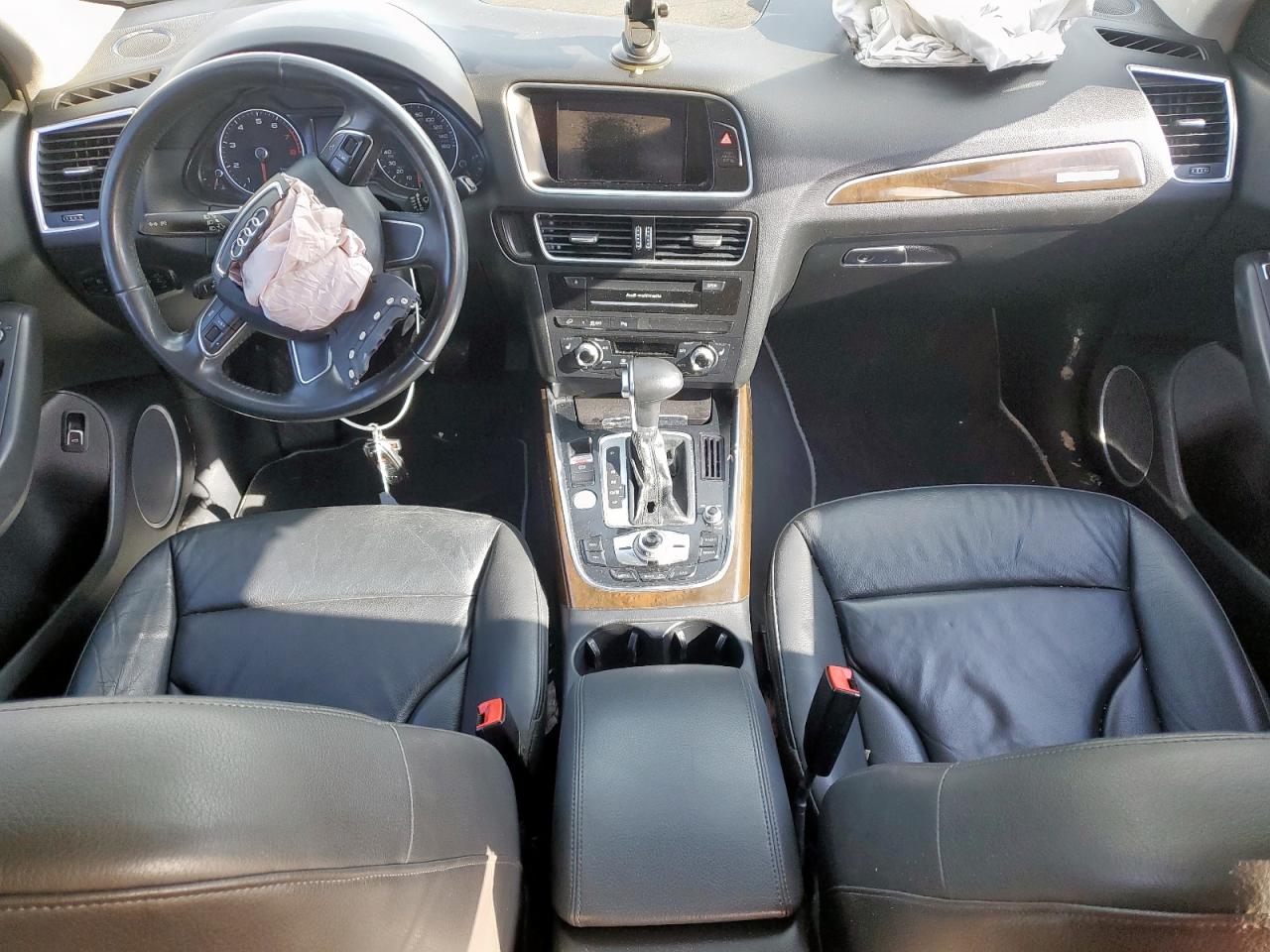 Audi Q5 Premium Plus Image 8