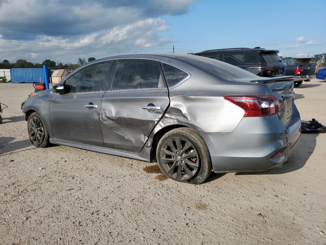 Nissan Sentra Sr Turbo Image 2