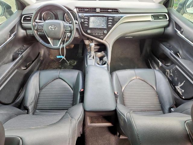 Toyota Camry L Image 4