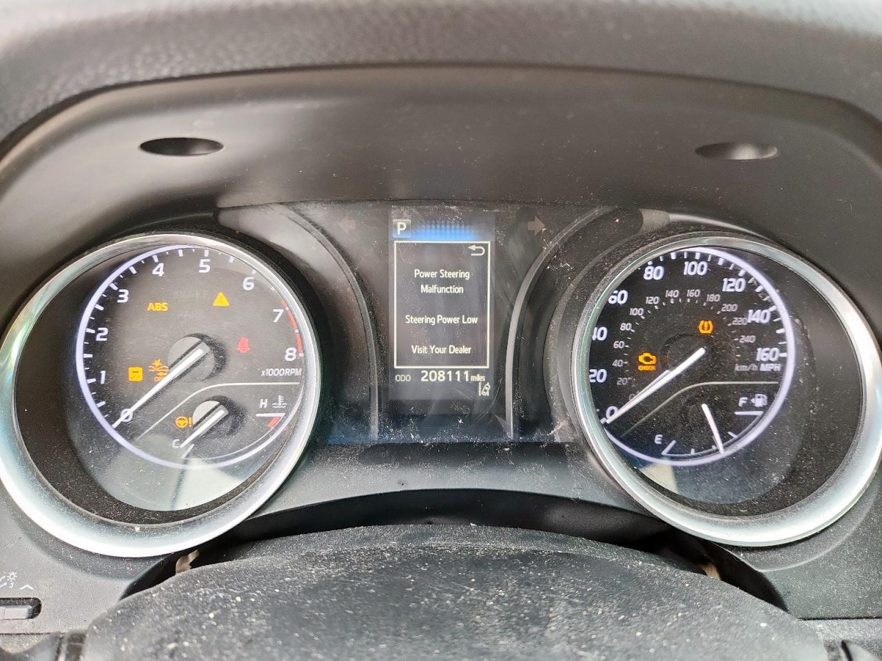 Toyota Camry L Image 7