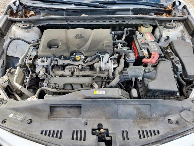 Toyota Camry L Image 9