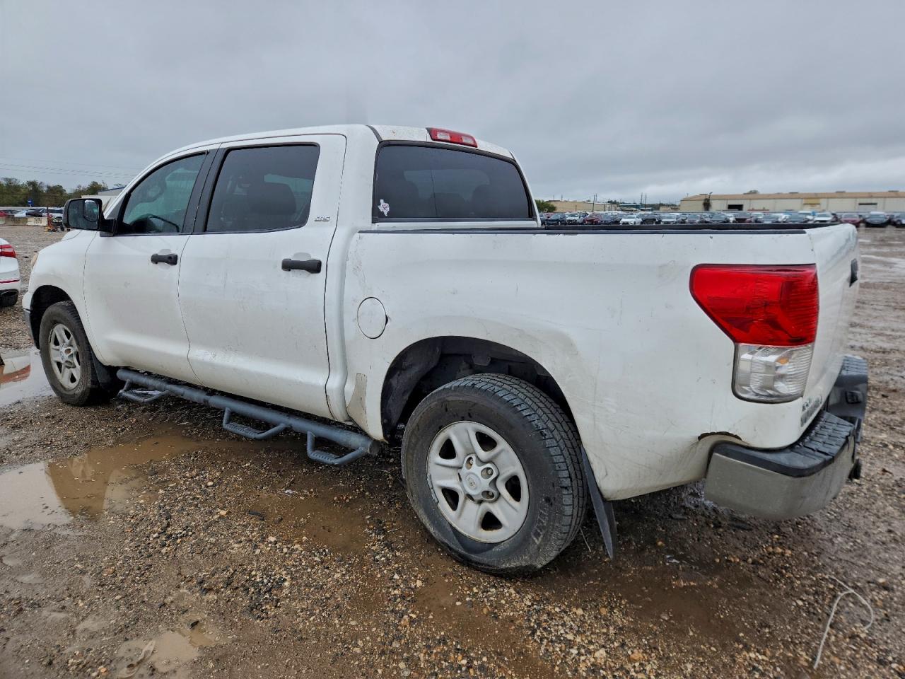 Toyota Tundra Crewmax Sr5 Image 4