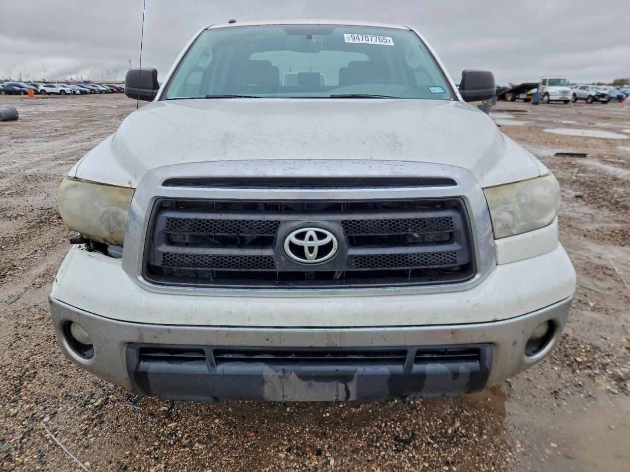 Toyota Tundra Crewmax Sr5 Image 10
