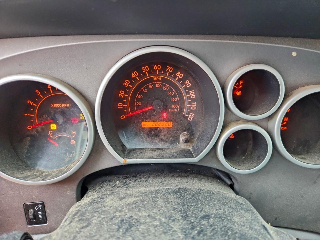 Toyota Tundra Crewmax Sr5 Image 6