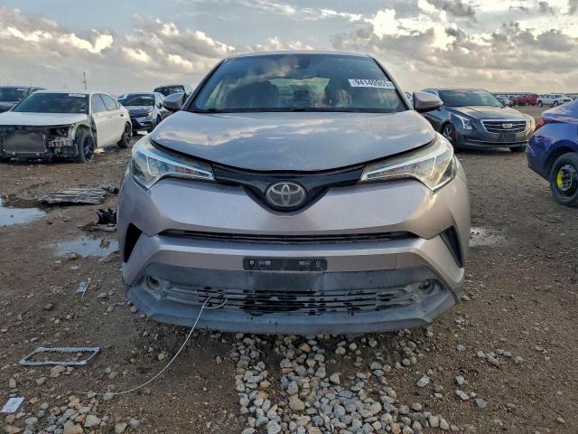 Toyota C-HR Xle Image 5