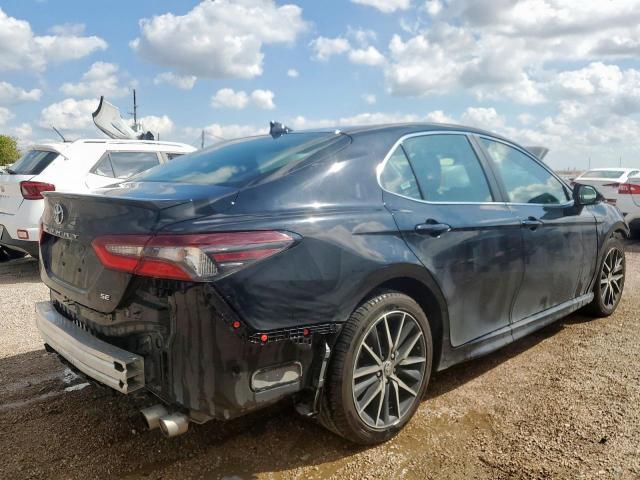 Toyota Camry Se Night Shade Image 7