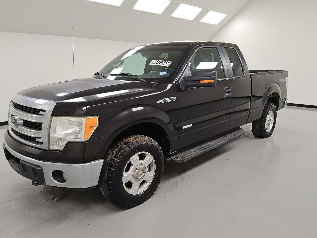 Ford F-150 Super Cab Image 1