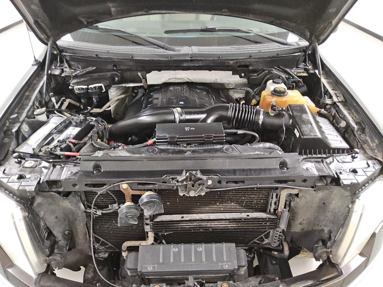 Ford F-150 Super Cab Image 5