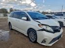 Toyota Sienna Xle Image 12