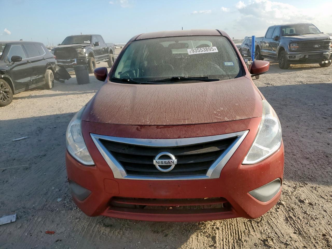 Nissan Versa S Image 6