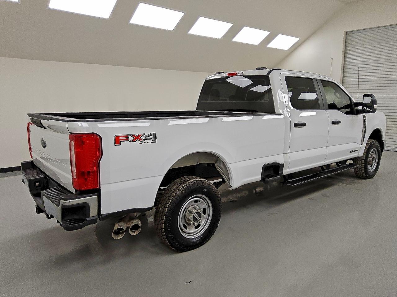 Ford F-250 Super Duty Image 3