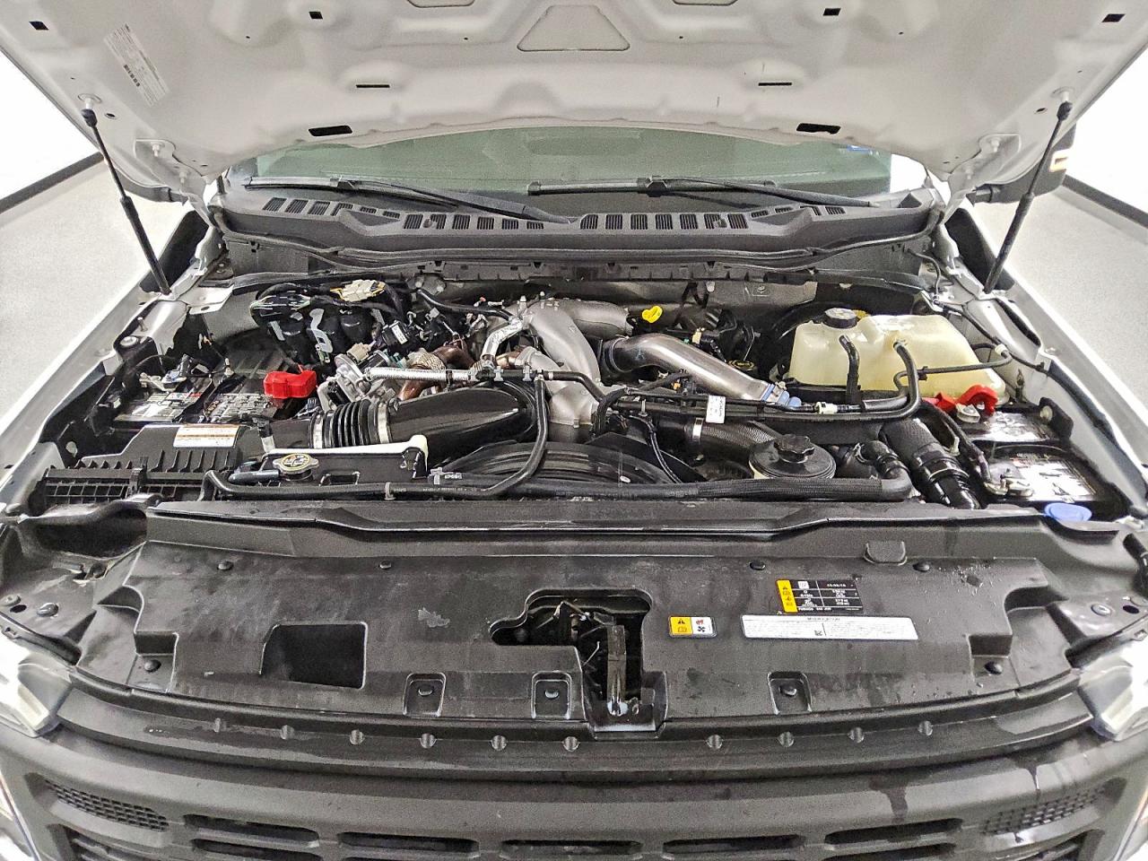 Ford F-250 Super Duty Image 11