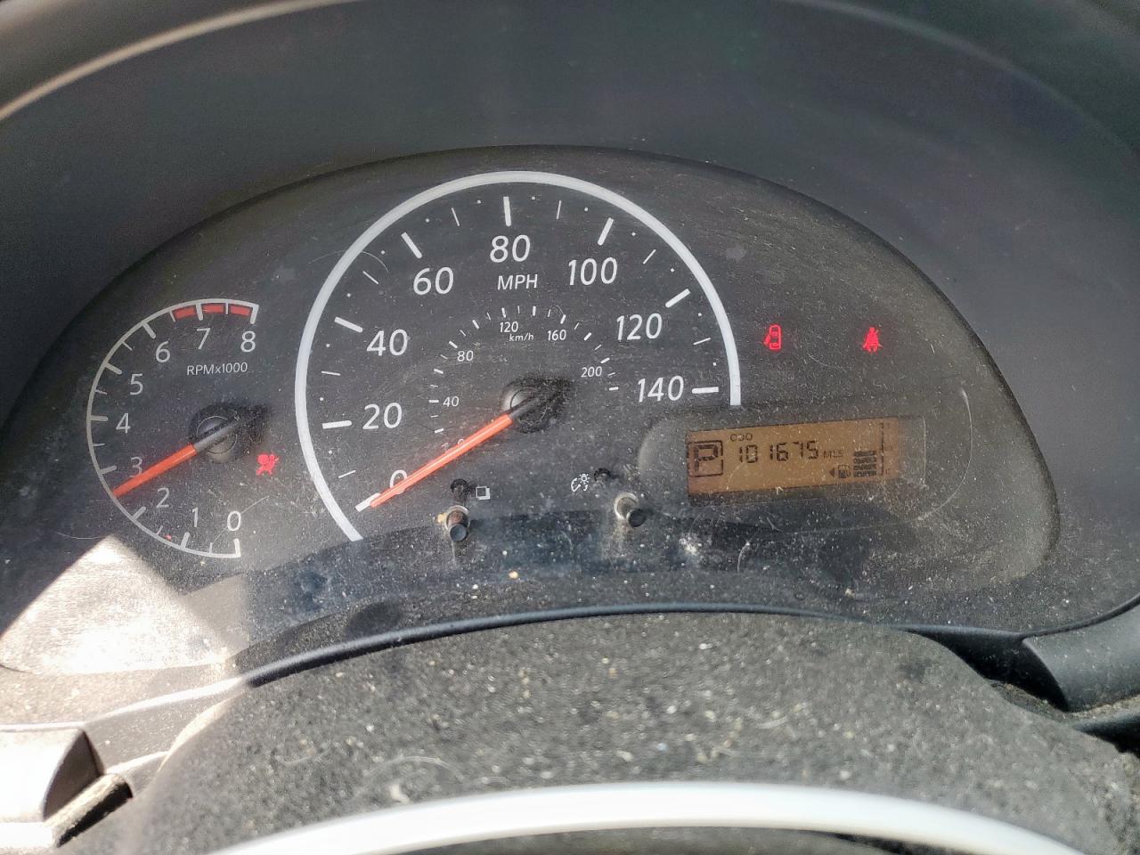 Nissan Versa S Image 12