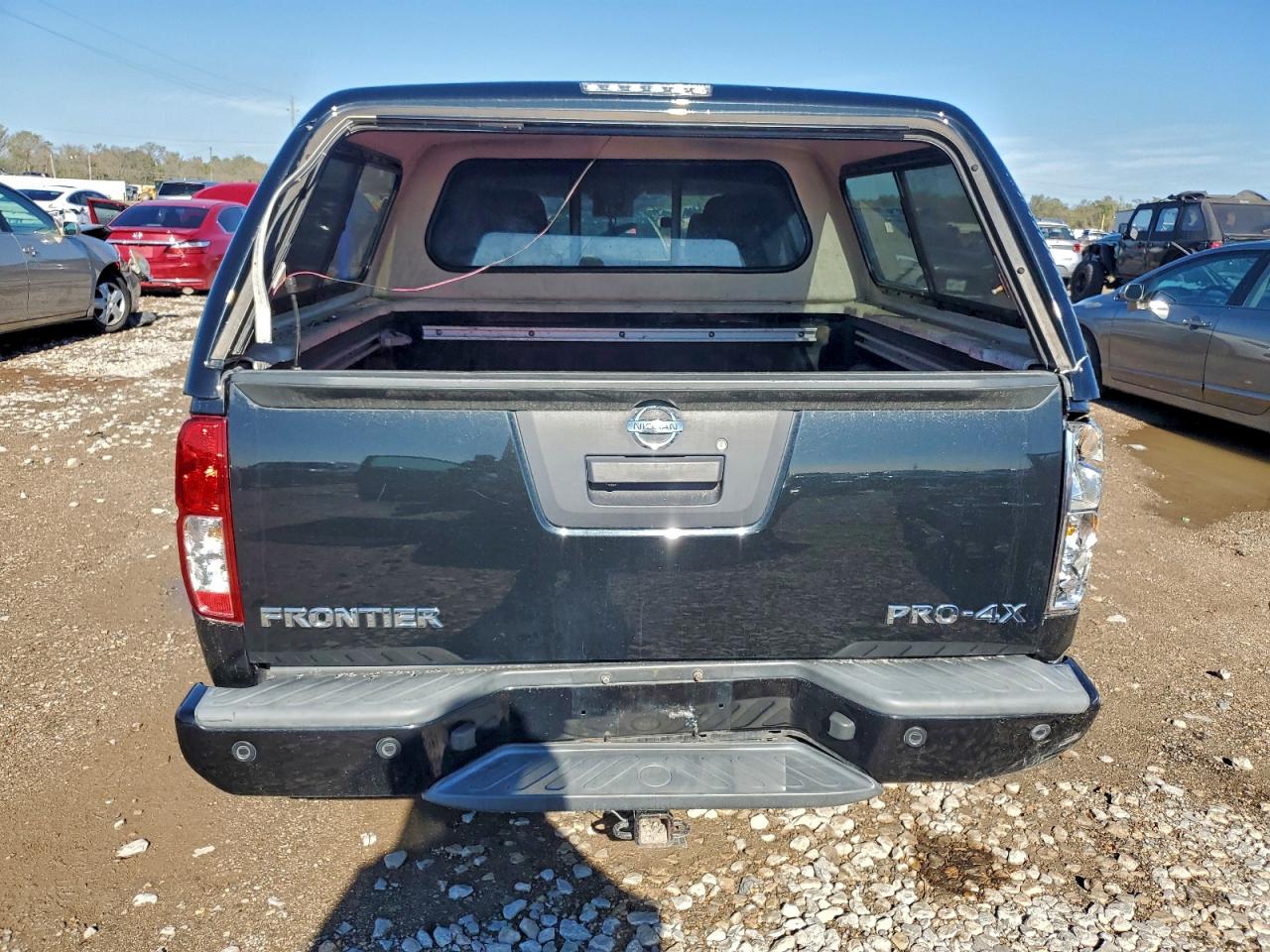 Nissan Frontier S Image 5