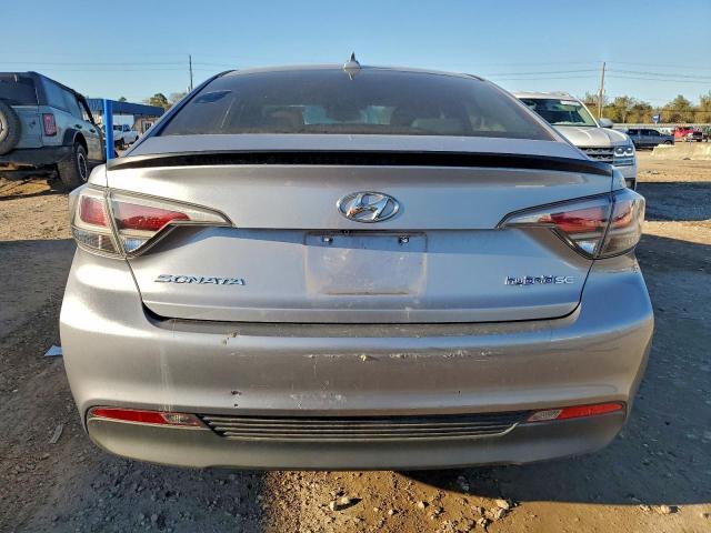Hyundai SONATA Hybrid Image 6