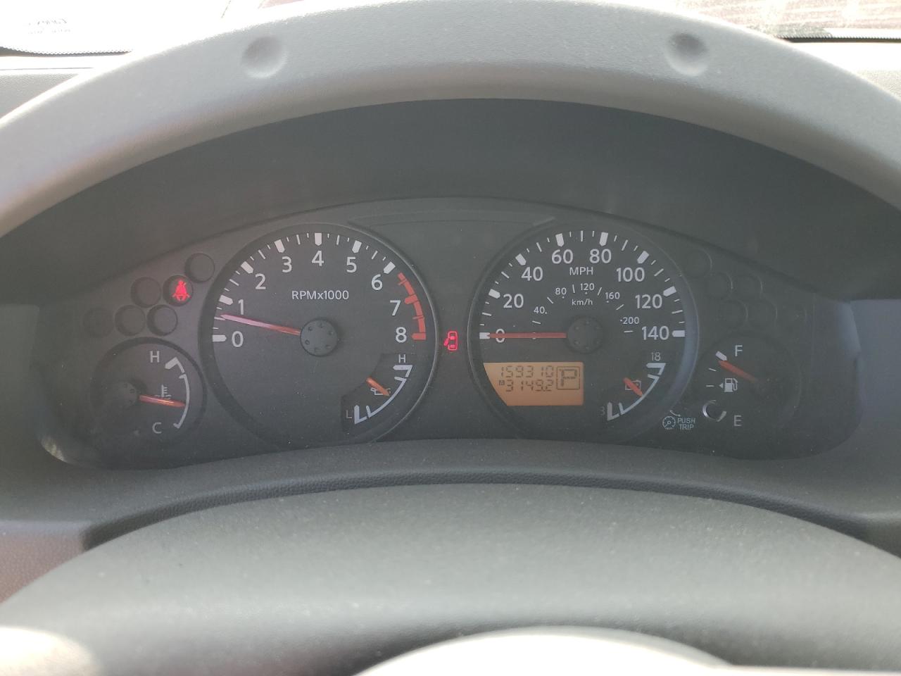 Nissan Frontier Crew Cab Se Image 6