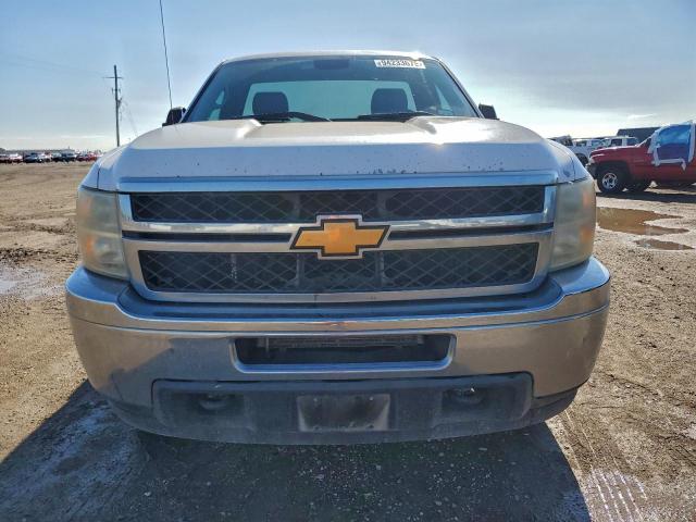 Chevrolet Silverado C2500 Heavy Duty Image 6