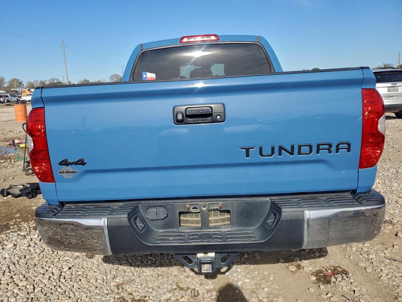 Toyota Tundra Crewmax Sr5 Image 4