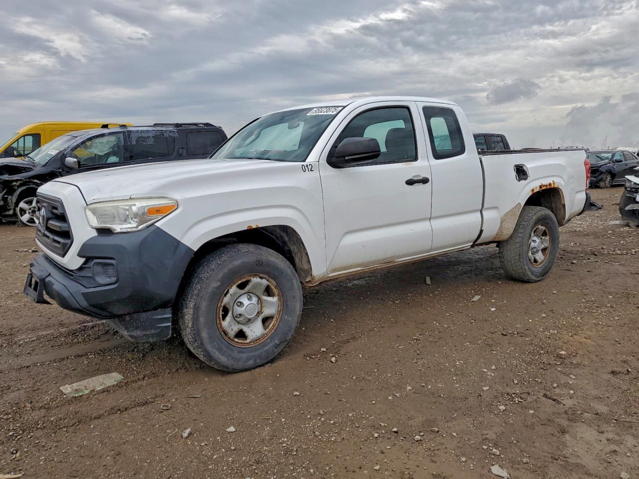 Toyota Tacoma Access Cab Image 1