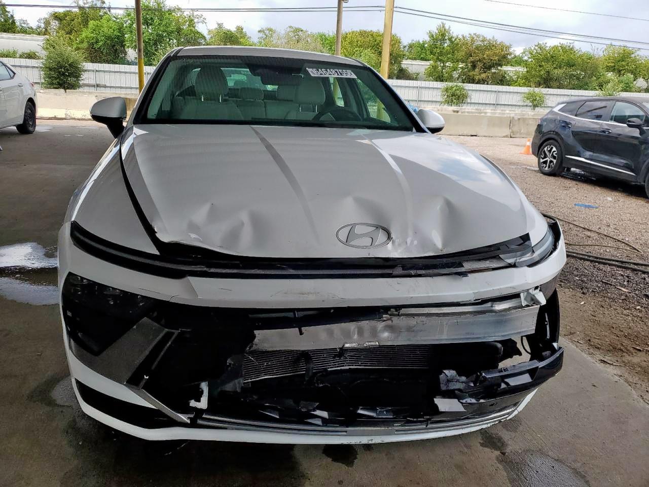 Hyundai SONATA Sel Image 6