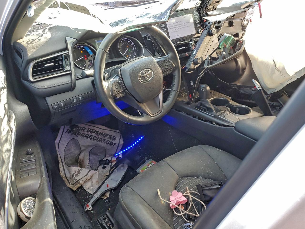 Toyota Camry Se Night Shade Image 12