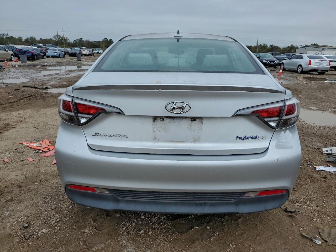 Hyundai SONATA Hybrid Image 6
