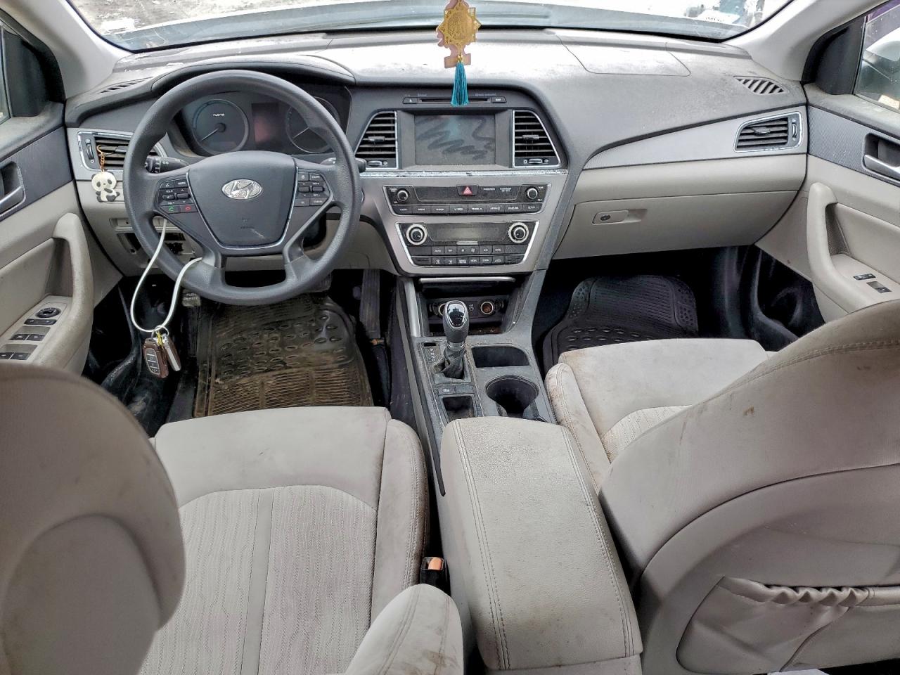 Hyundai SONATA Hybrid Image 4