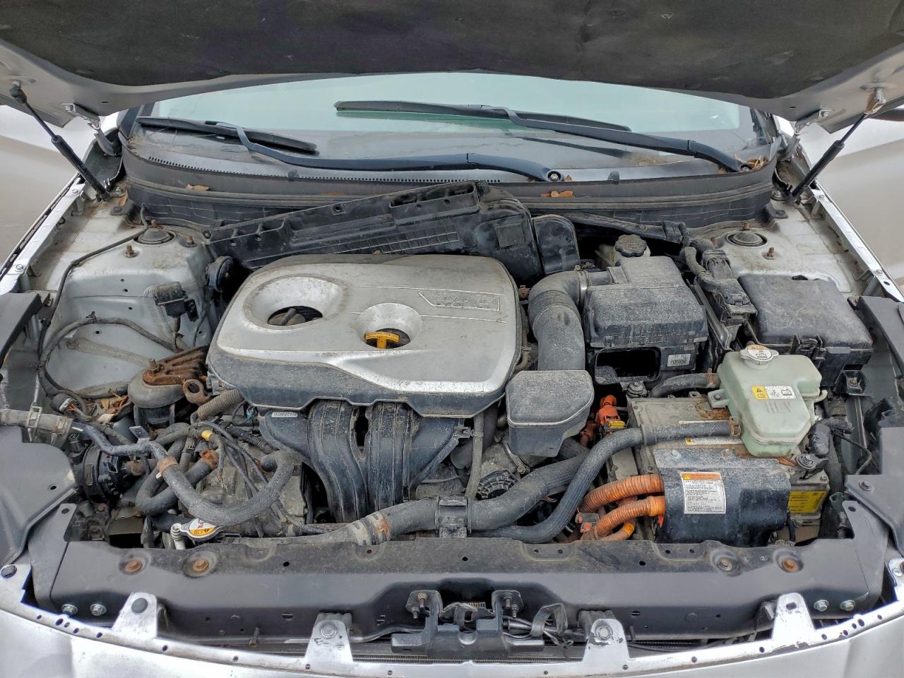 Hyundai SONATA Hybrid Image 10