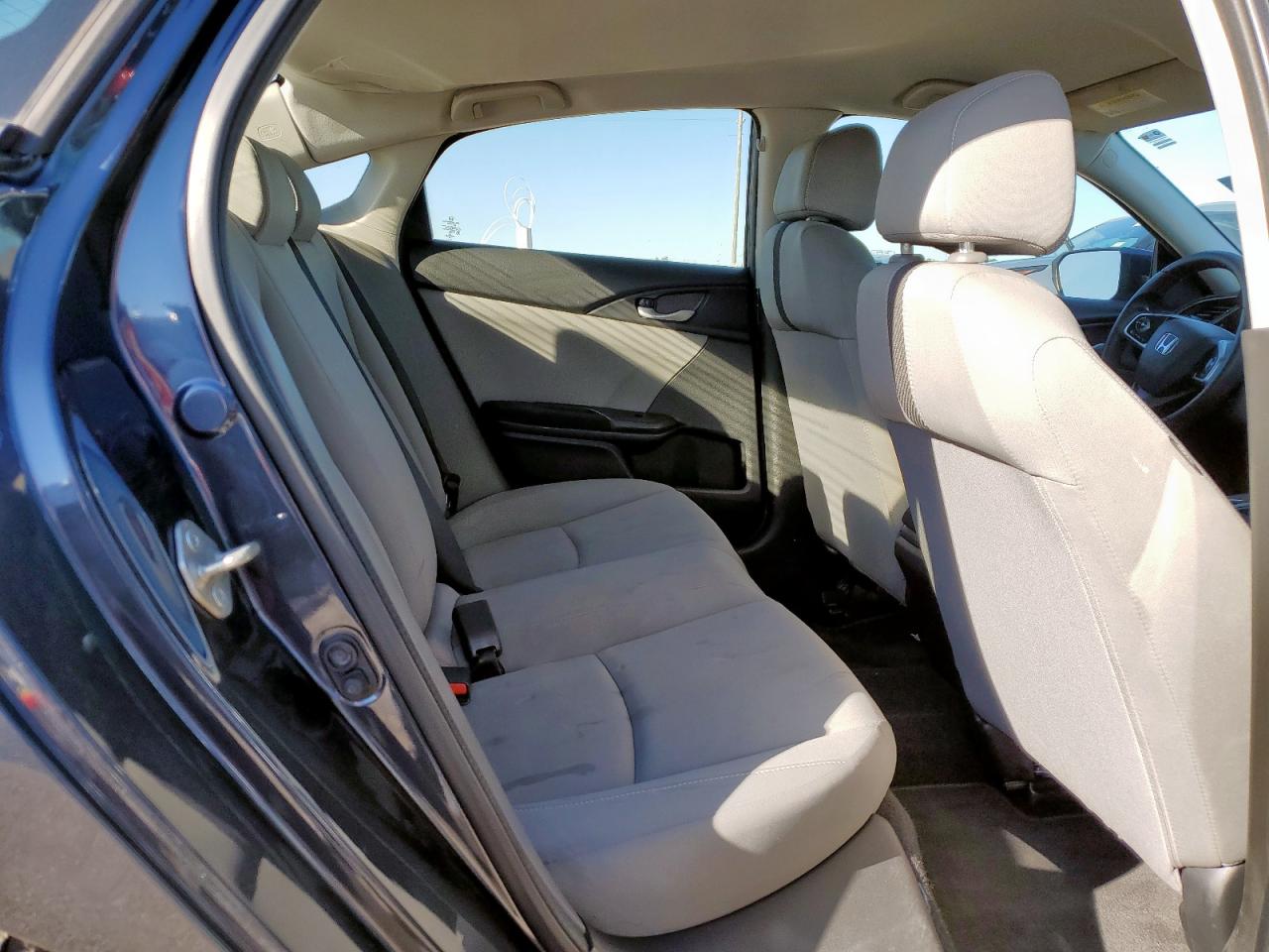 Honda Civic Lx Image 4