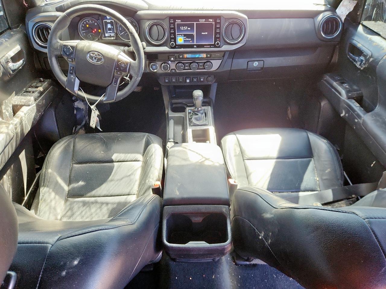 Toyota Tacoma Double Cab Image 6