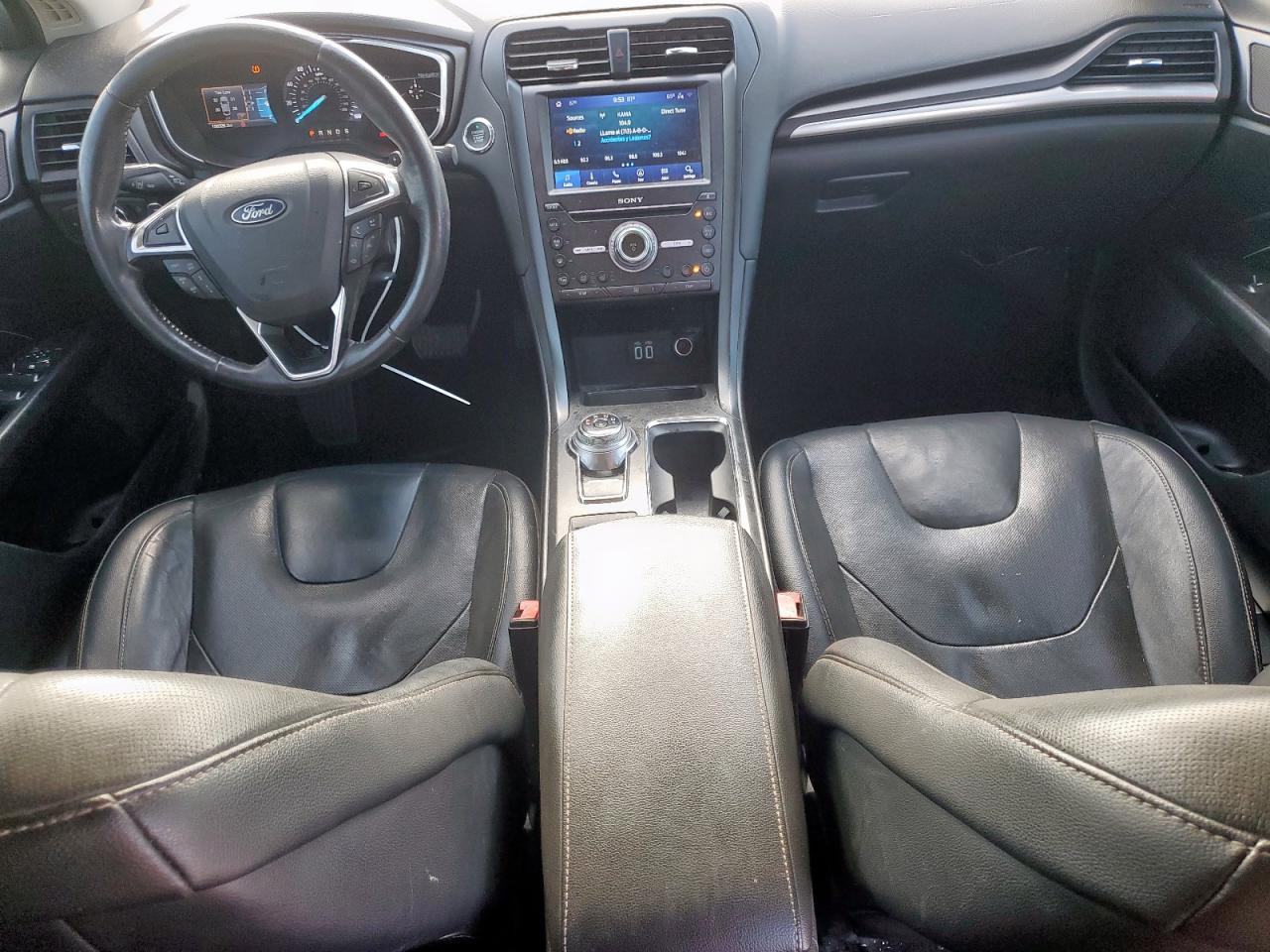 Ford Fusion Titanium Image 6