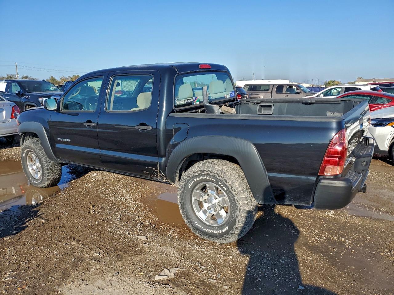 Toyota Tacoma Double Cab Image 4