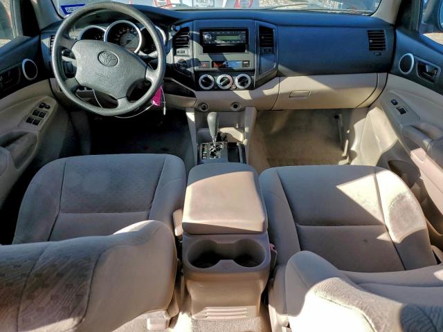 Toyota Tacoma Double Cab Image 9