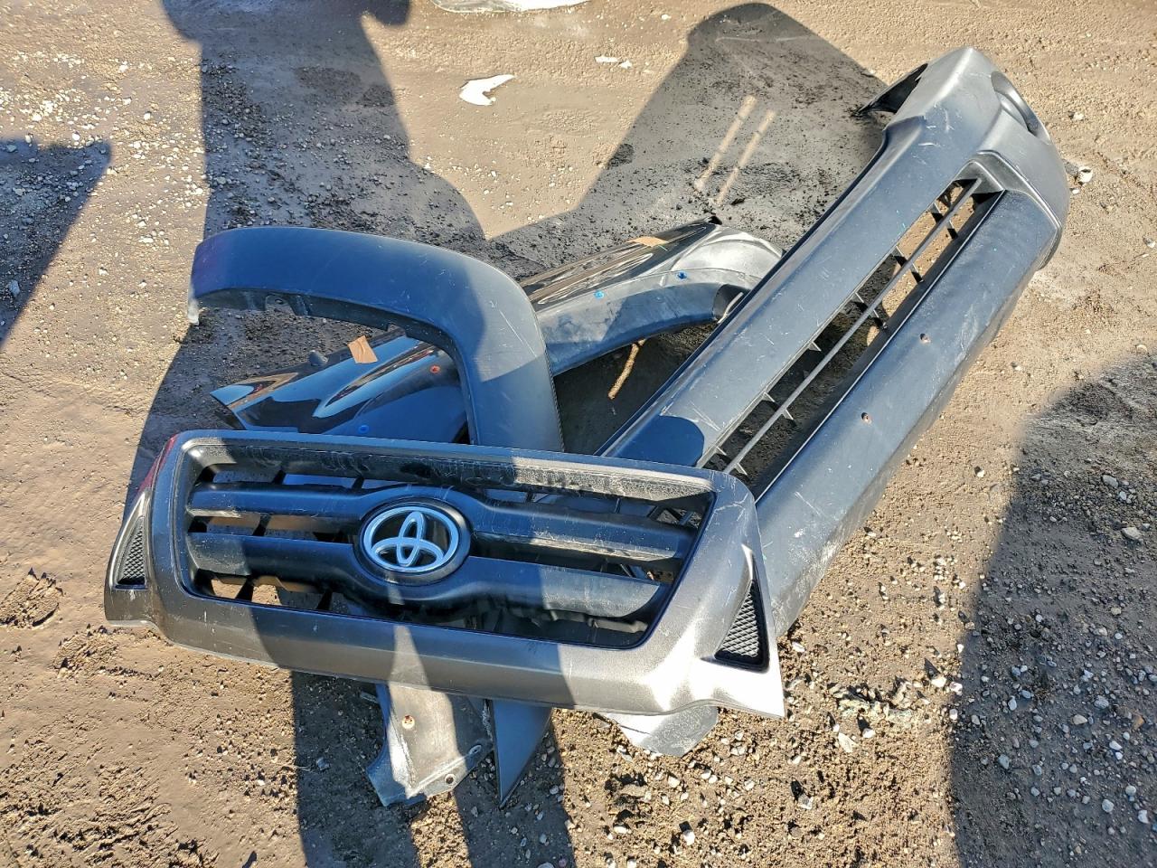 Toyota Tacoma Double Cab Image 10