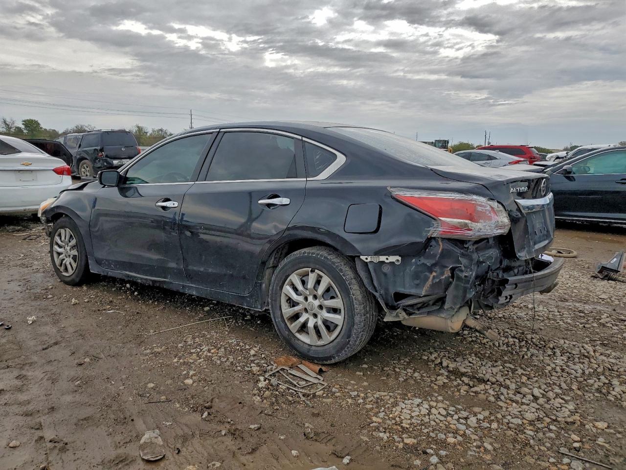 Nissan Altima 2.5 Image 9