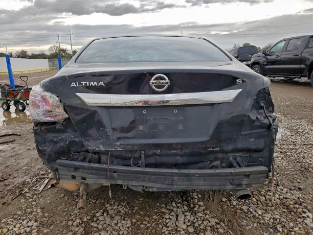 Nissan Altima 2.5 Image 7
