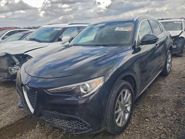  Salvage Alfa Romeo Stelvio