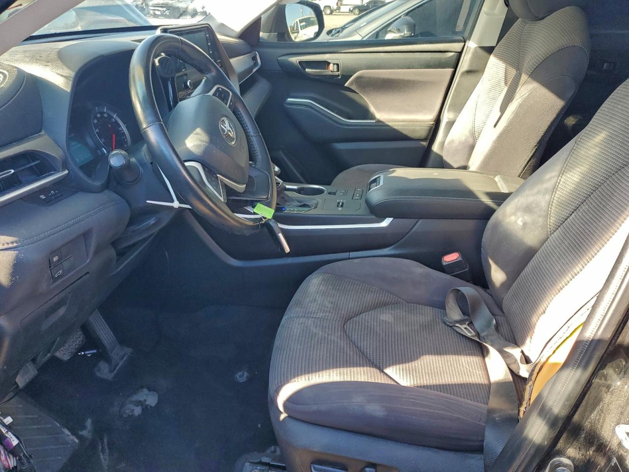 Toyota Highlander L Image 6