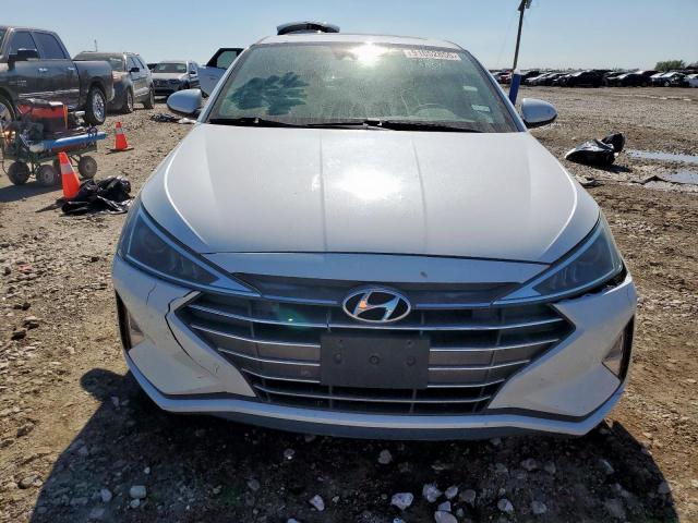 Hyundai ELANTRA Sel Image 4