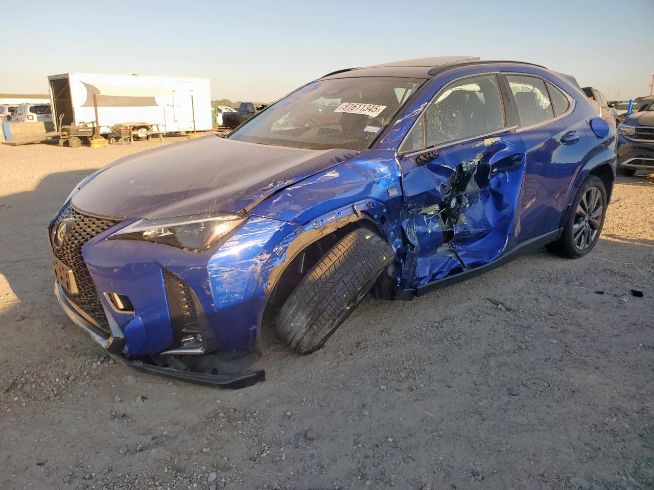 Lexus Ux 300h Base Image 1