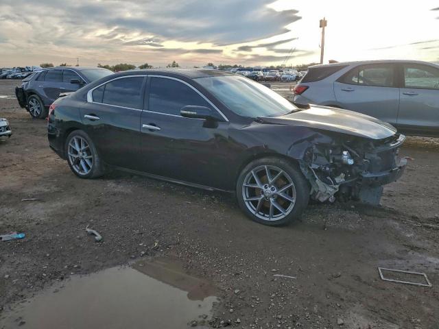 Nissan Maxima S Image 6